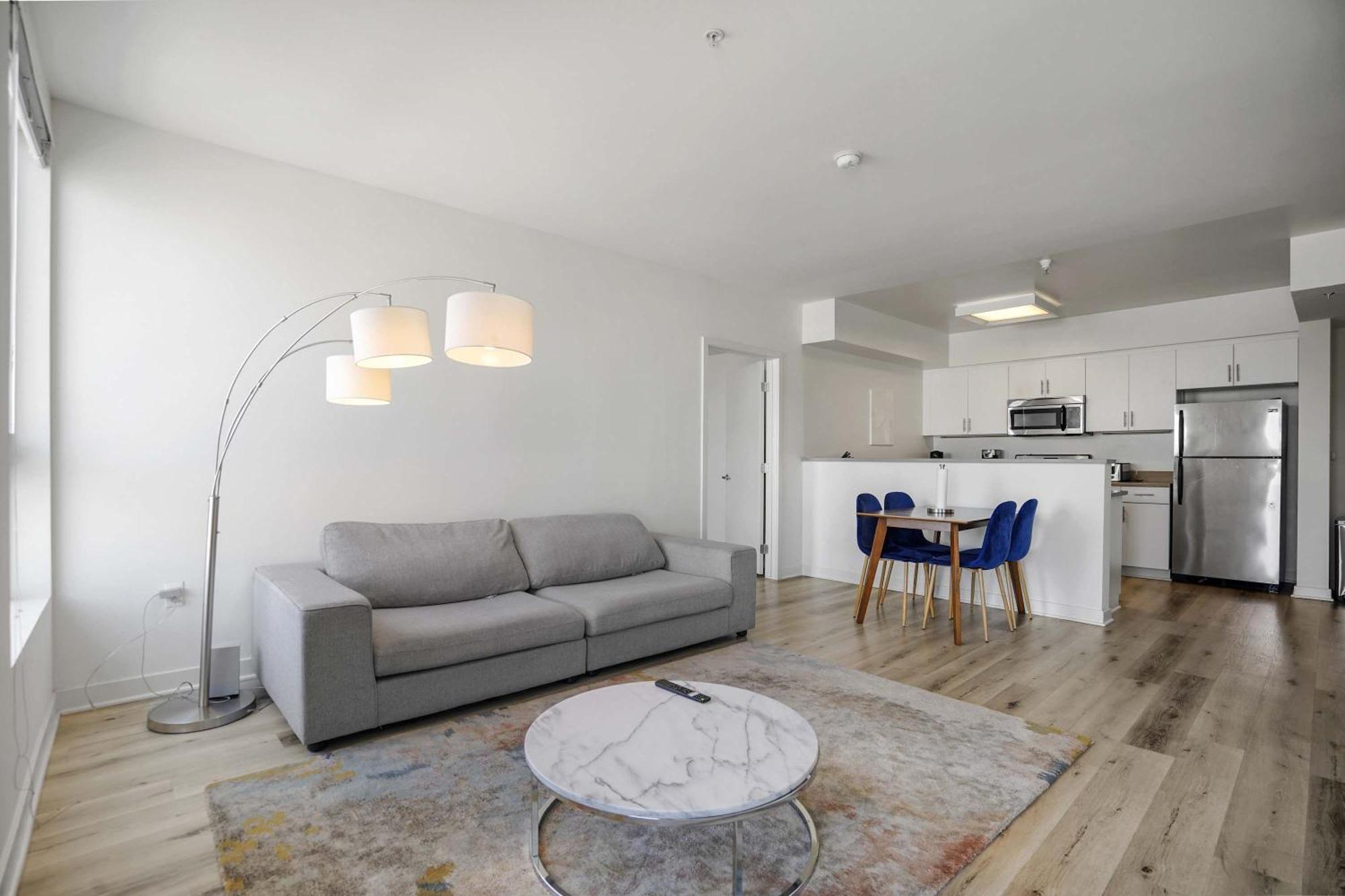 Elegant 2br Downtown Angeles Arts District