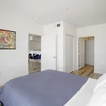 Elegant 2Br Downtown Los Angeles Arts District Apartment